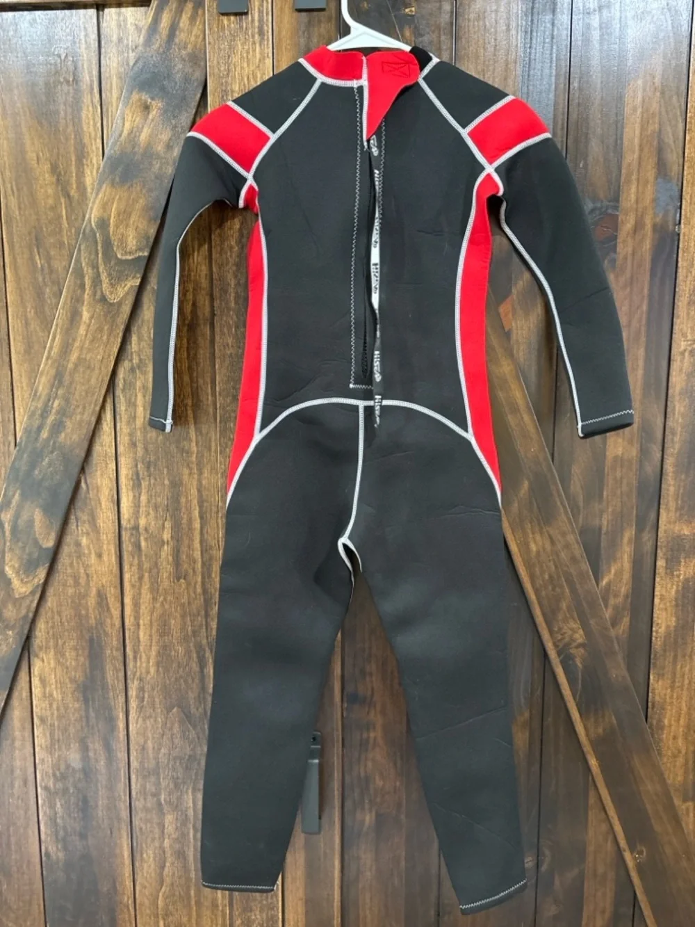 HiSEA Youth Wetsuit Size 12 Full Body Black Red Scuba‎ Surf Swim